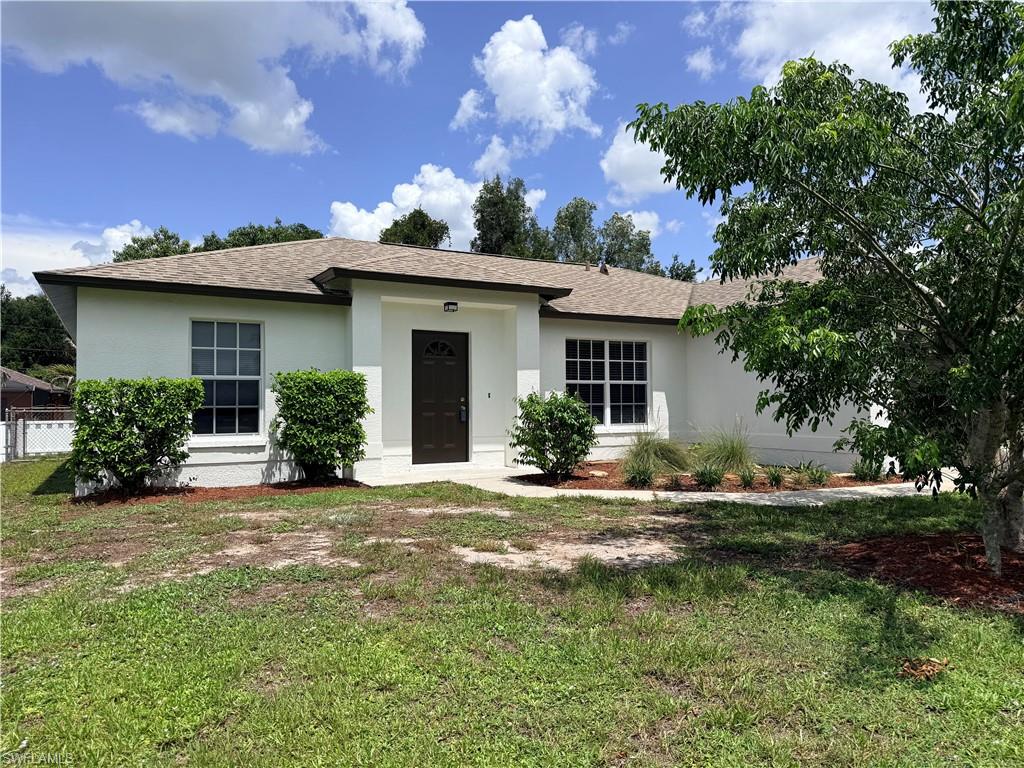 MIRROR LAKES - Residential