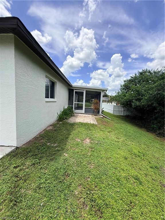 MIRROR LAKES - Residential
