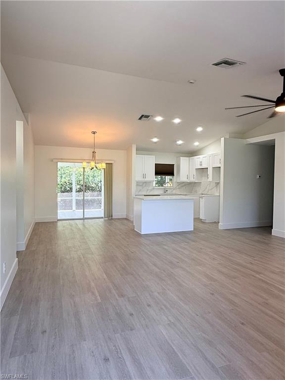 MIRROR LAKES - Residential