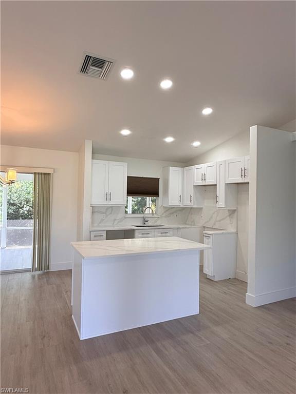 MIRROR LAKES - Residential