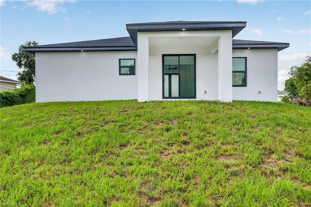 LEHIGH ACRES - Residential
