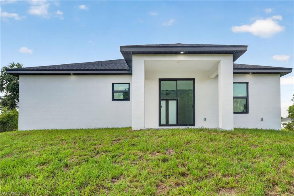 LEHIGH ACRES - Residential