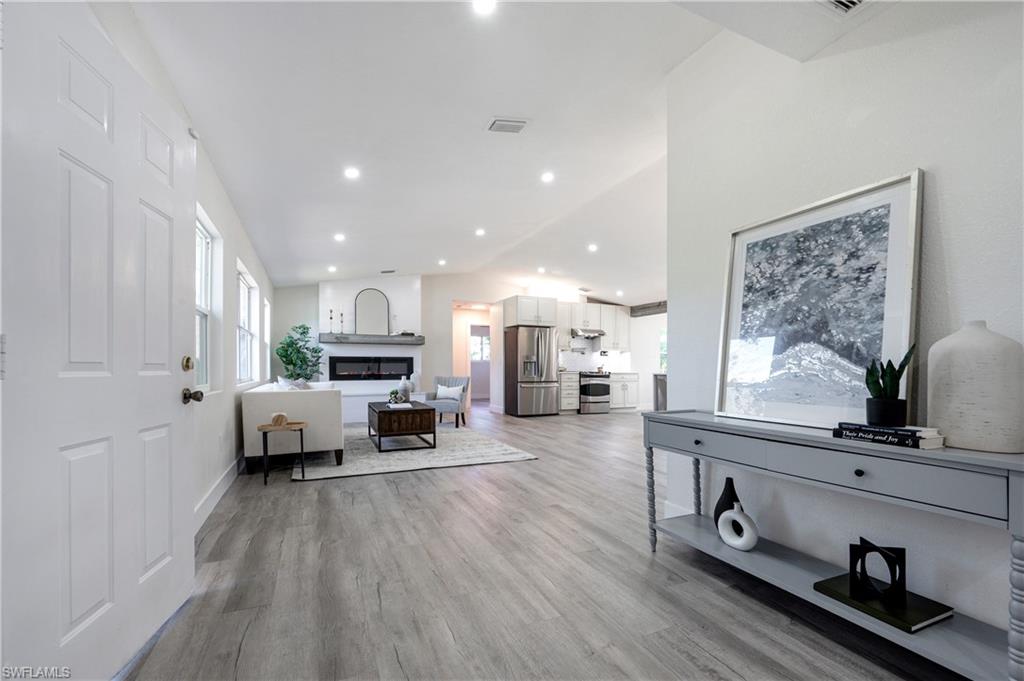 GOLDEN GATE ESTATES - Residential