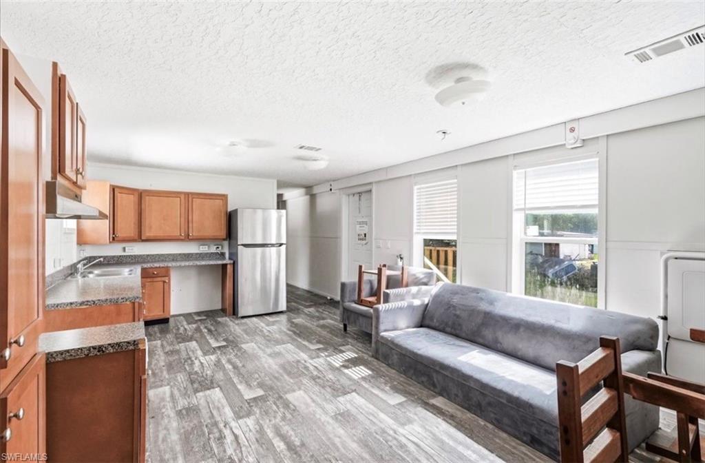 NORTH LABELLE - Residential