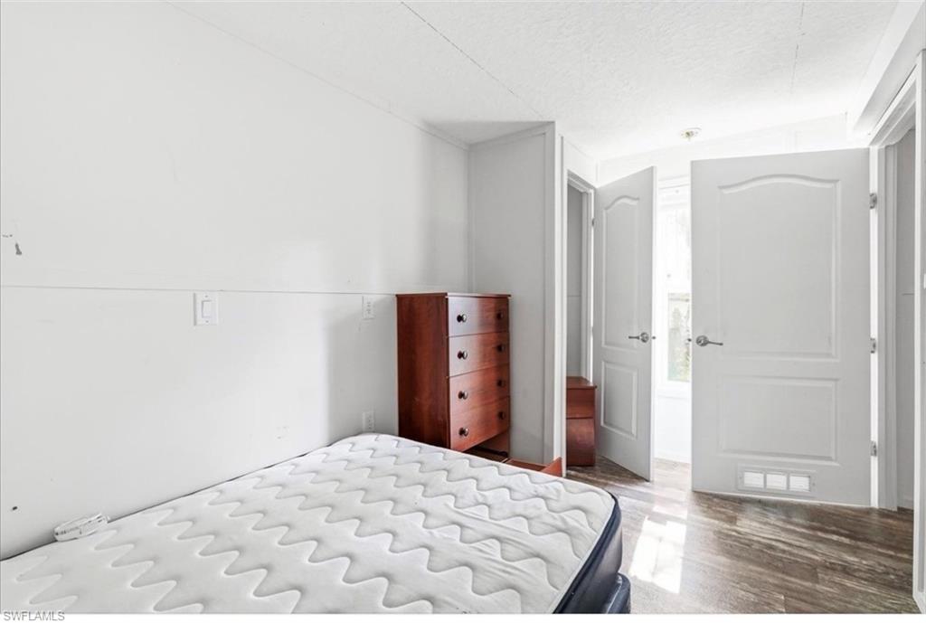 NORTH LABELLE - Residential
