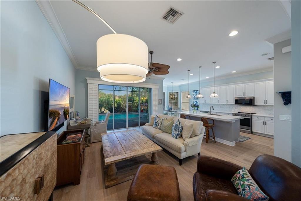 MARBELLA LAKES - Residential