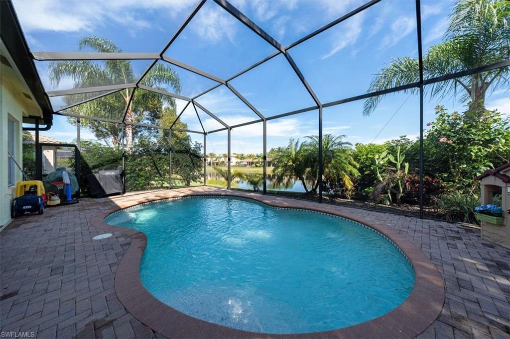 MARBELLA LAKES - Residential