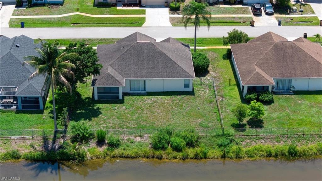 VARSITY LAKES - Residential