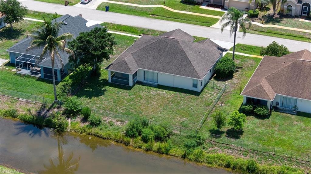 VARSITY LAKES - Residential