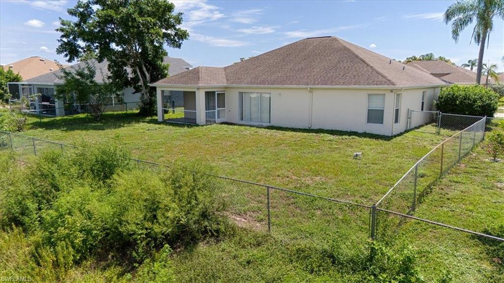 VARSITY LAKES - Residential
