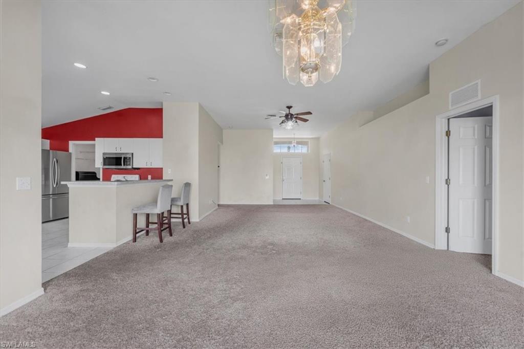 VARSITY LAKES - Residential