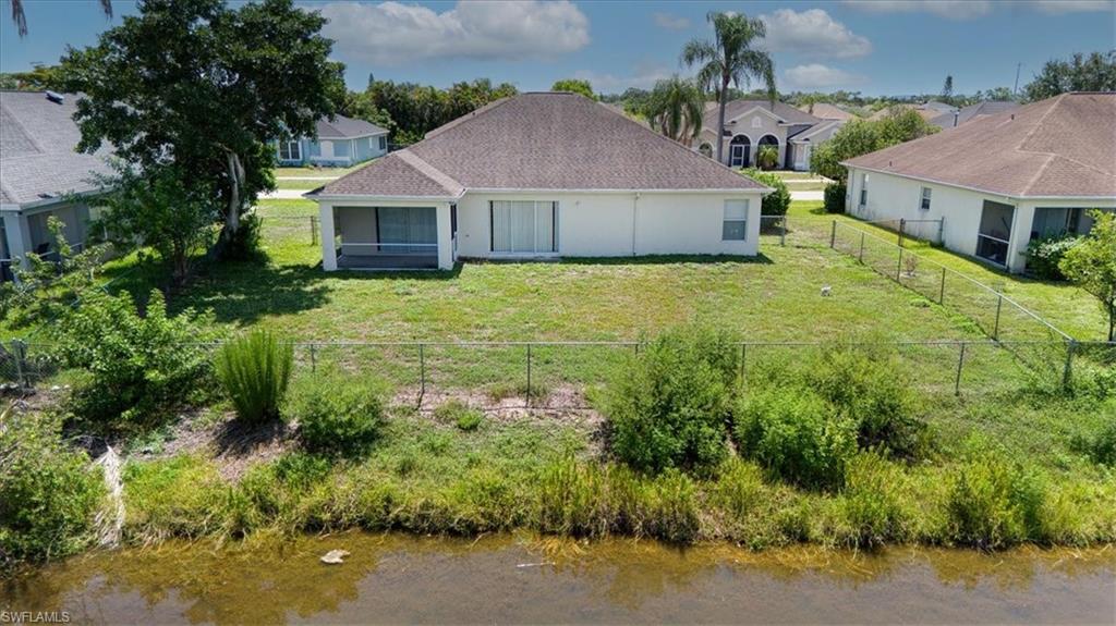 VARSITY LAKES - Residential