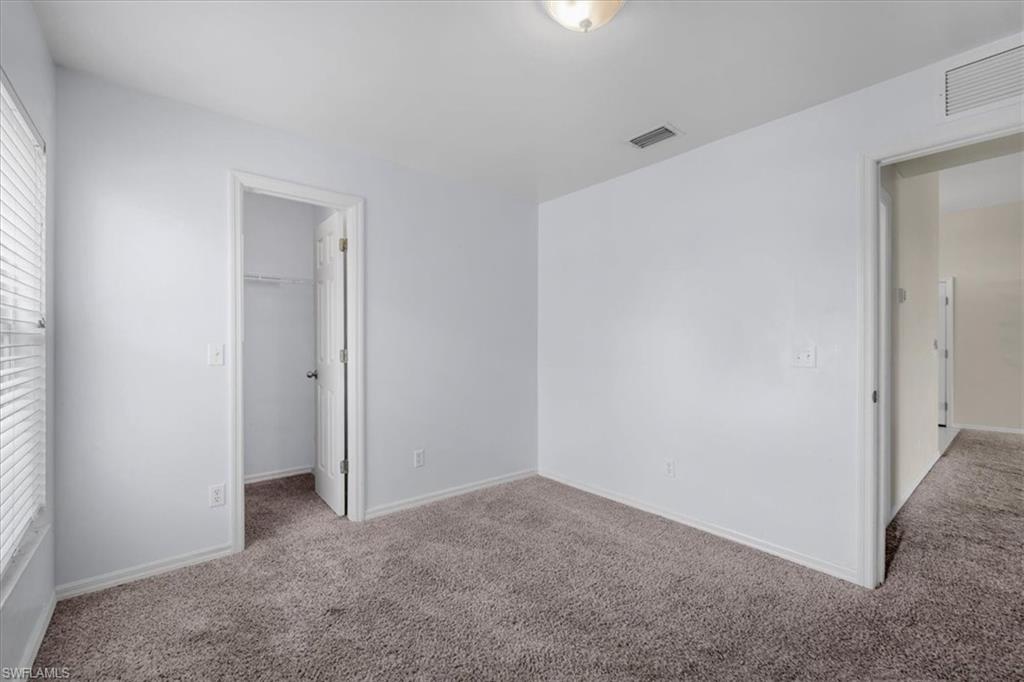 VARSITY LAKES - Residential