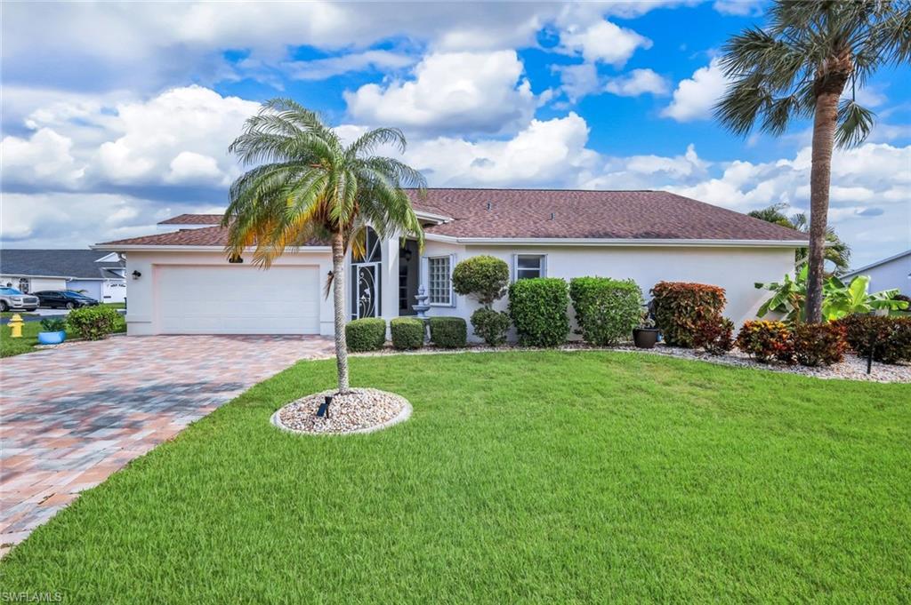 SABAL SPRINGS GOLF AND RACQUET CLUB - Residential