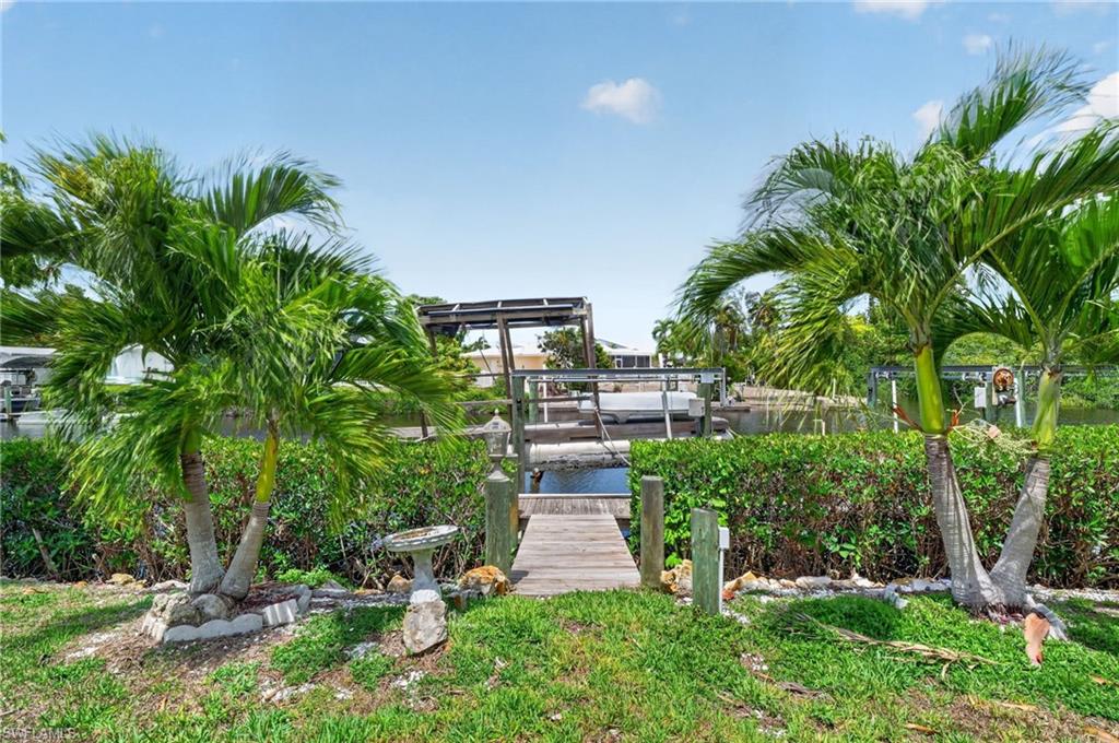 CHARLOTTE SHORES - Residential