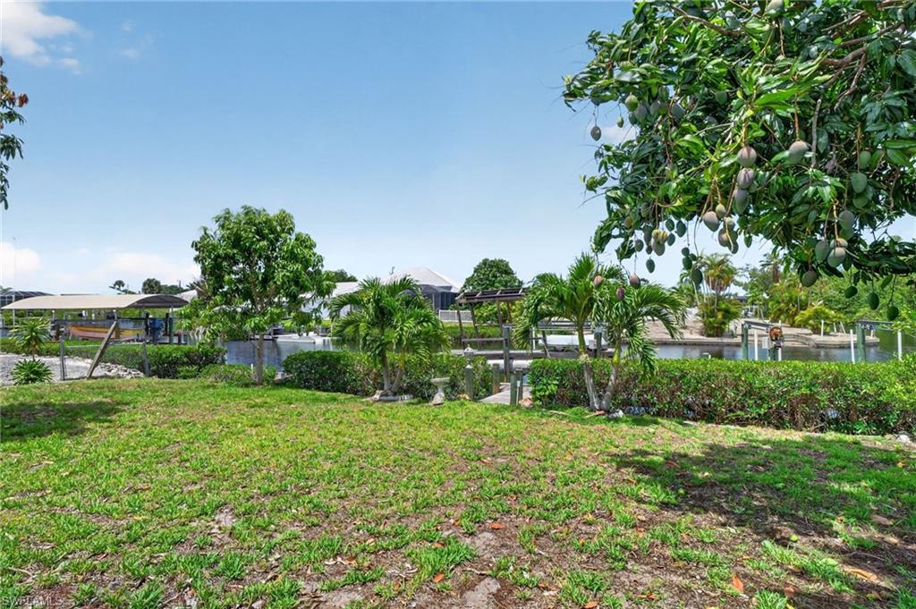 CHARLOTTE SHORES - Residential