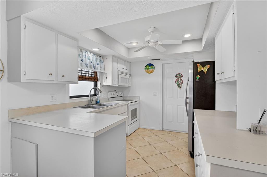 CHARLOTTE SHORES - Residential