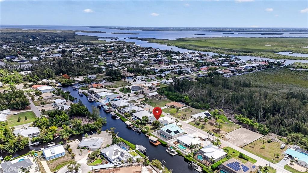 CHARLOTTE SHORES - Residential