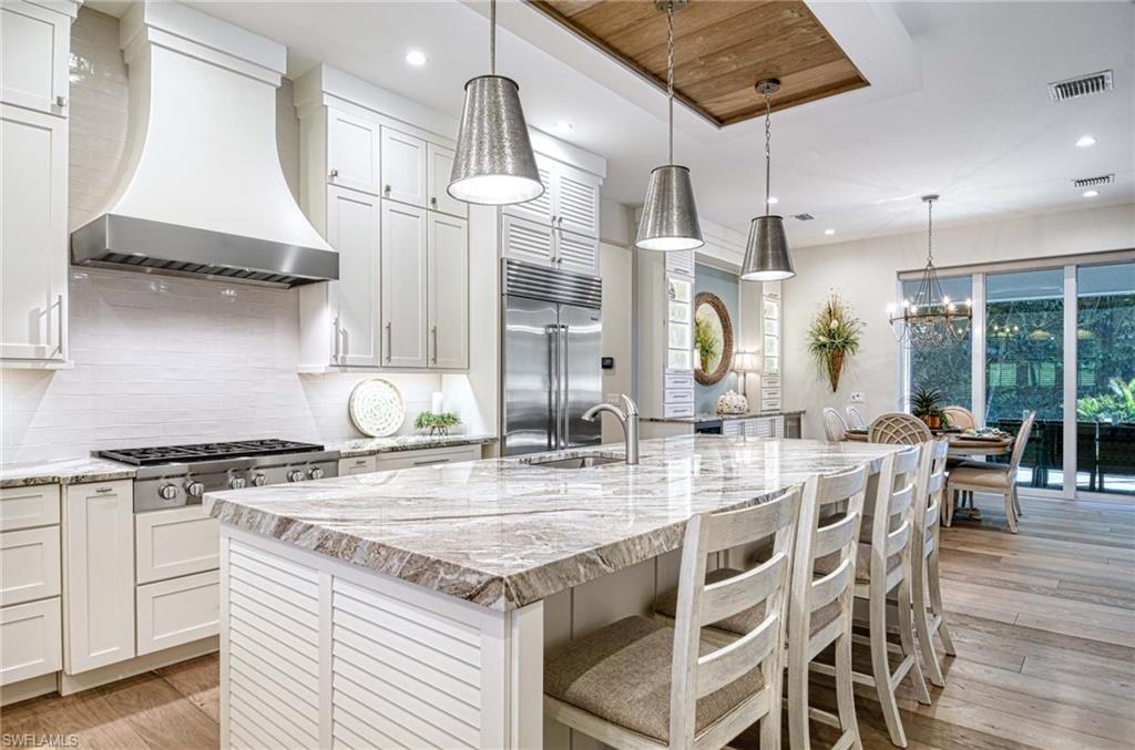 MARCO BEACH - Residential