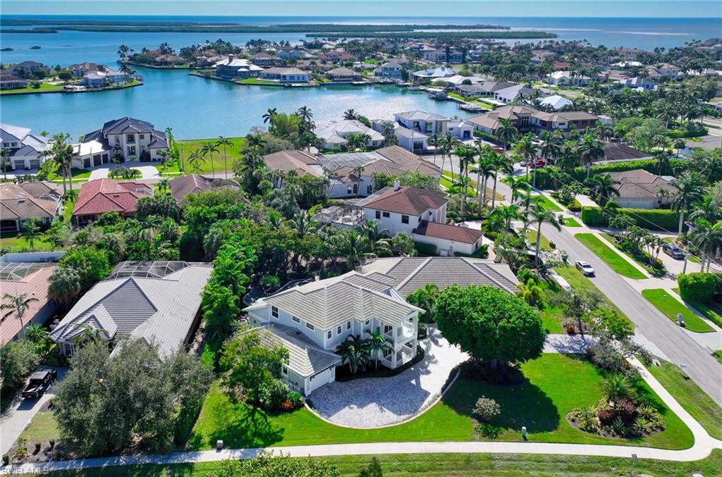 MARCO BEACH - Residential