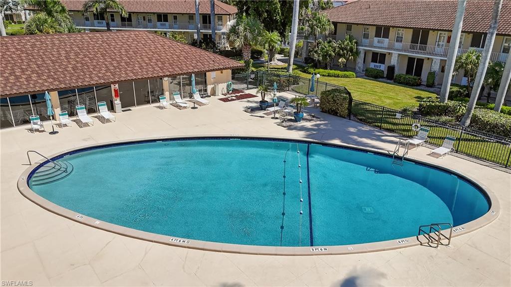 AQUARIUS APTS OF MARCO ISLAND - Residential