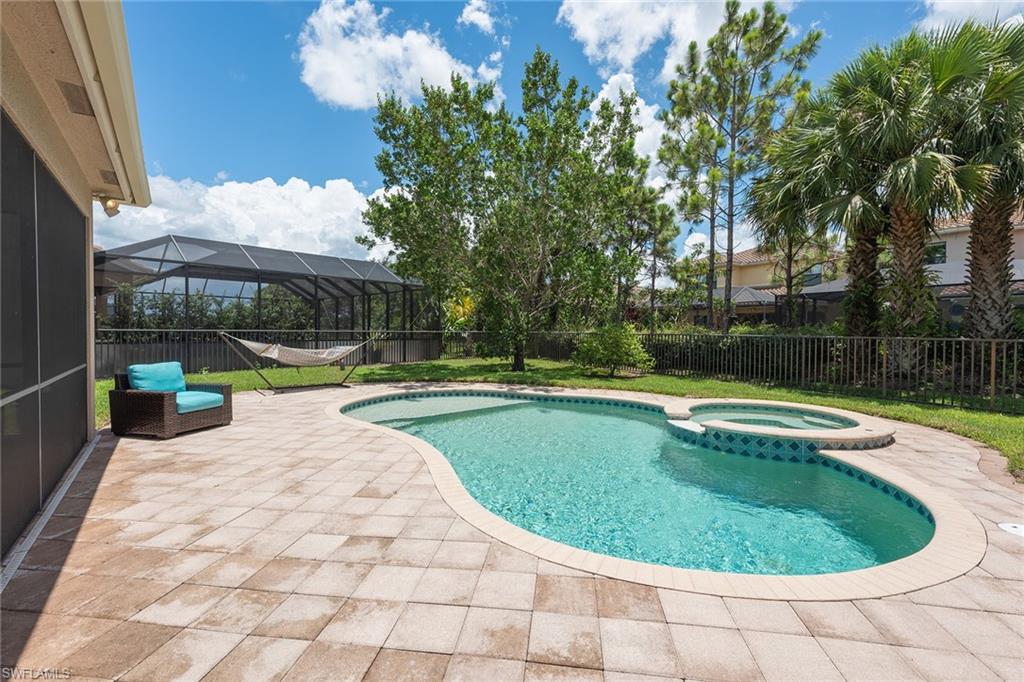 RIVERSTONE - Residential