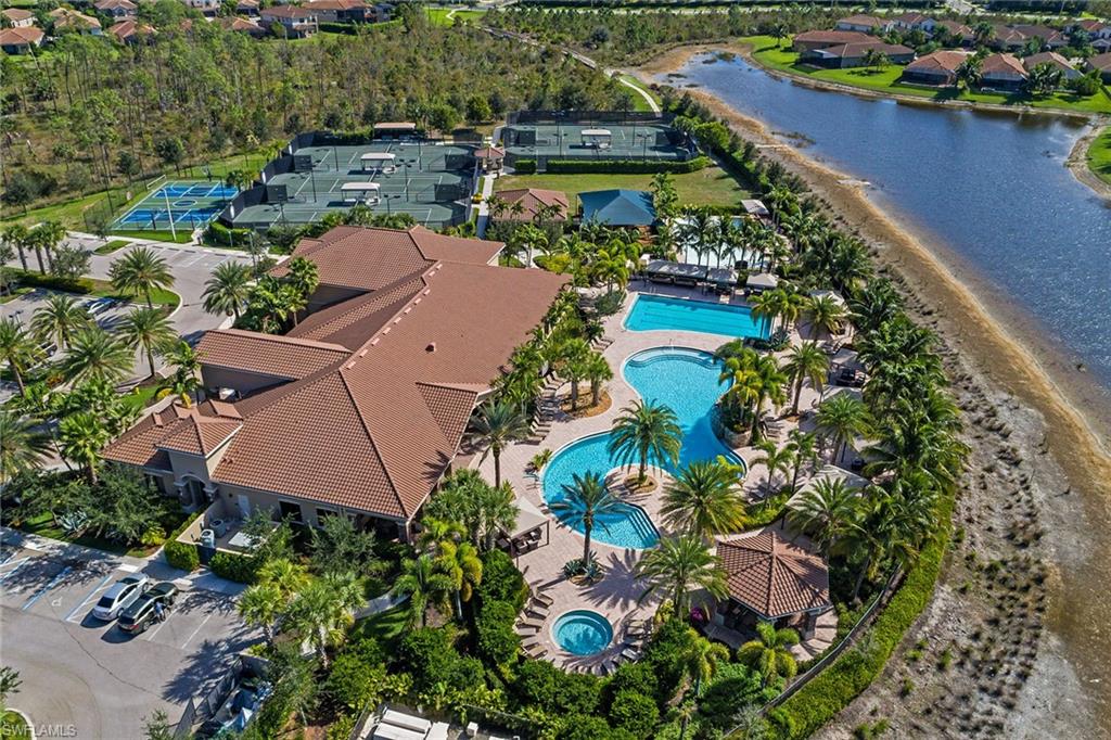 RIVERSTONE - Residential