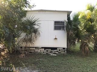 RIVIERA COLONY - Residential