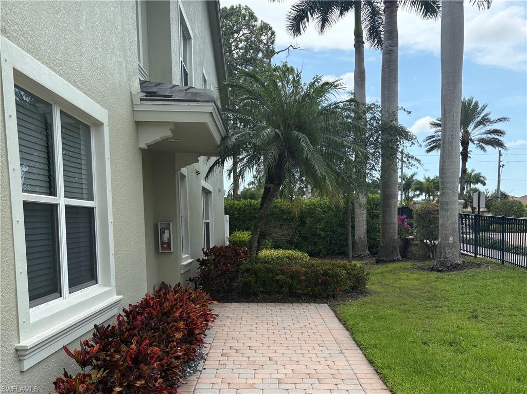MARIPOSA - Residential Lease