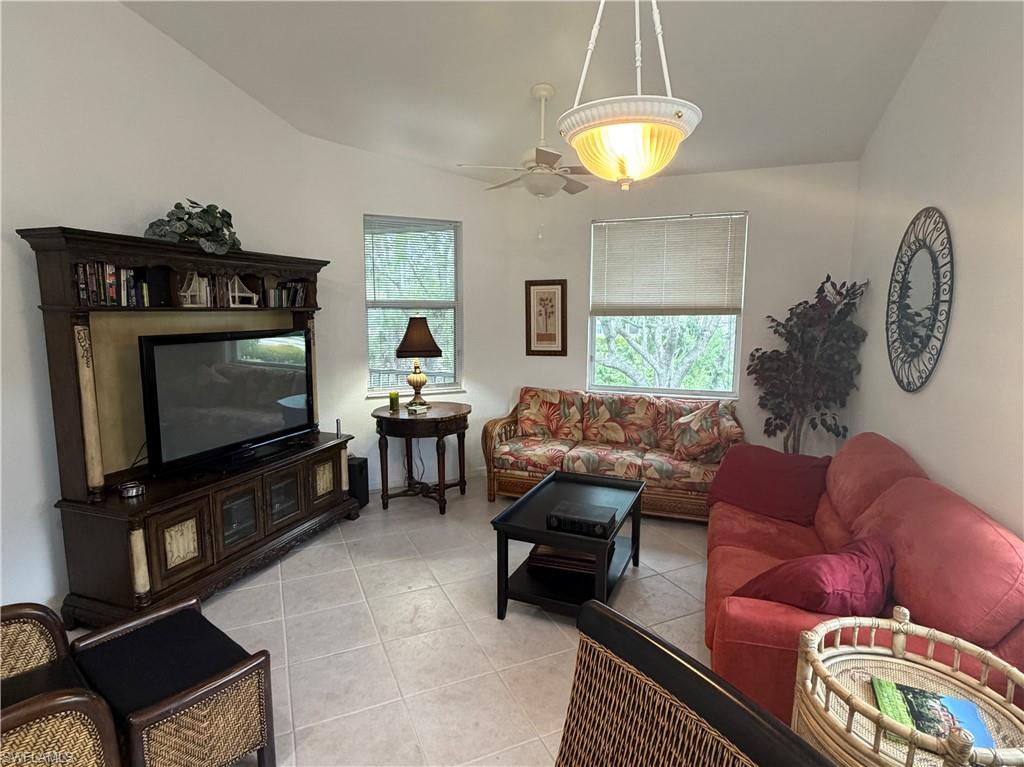 MARIPOSA - Residential Lease