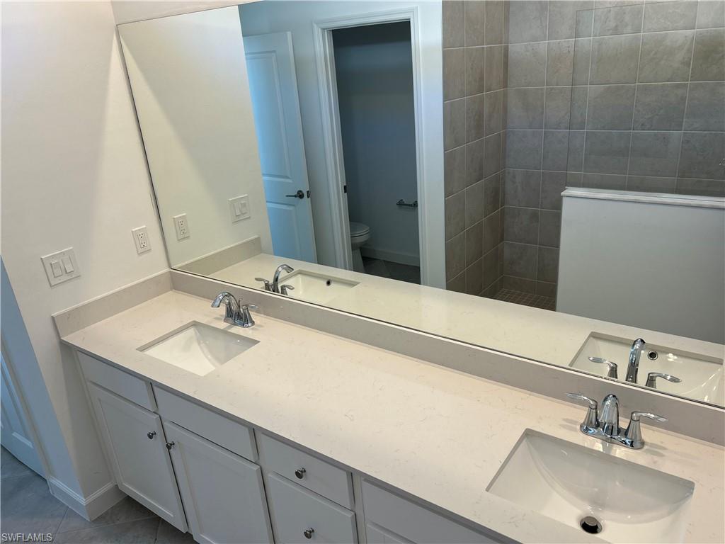 IBIS LANDING - Residential Lease