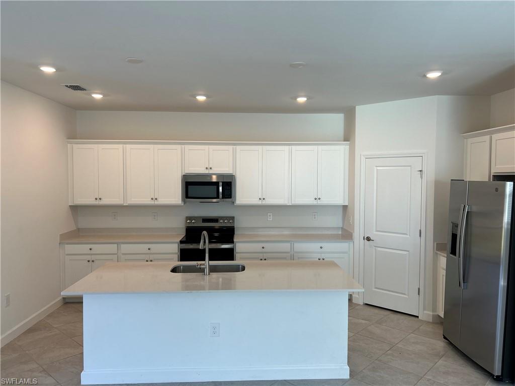 IBIS LANDING - Residential Lease