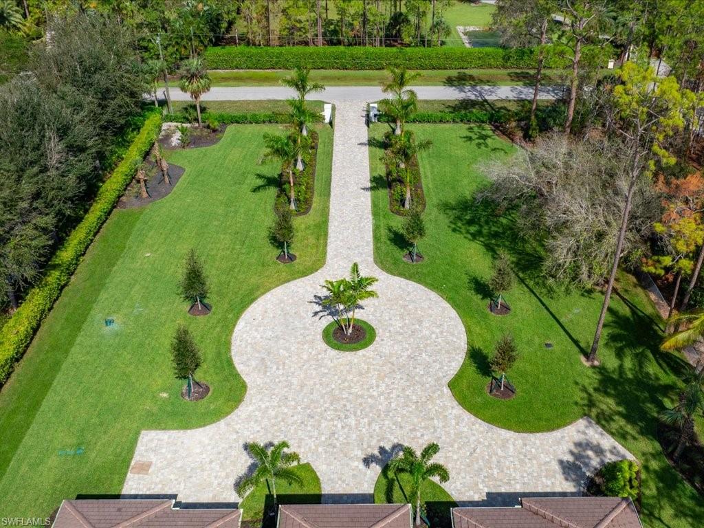 LIVINGSTON WOODS - Residential