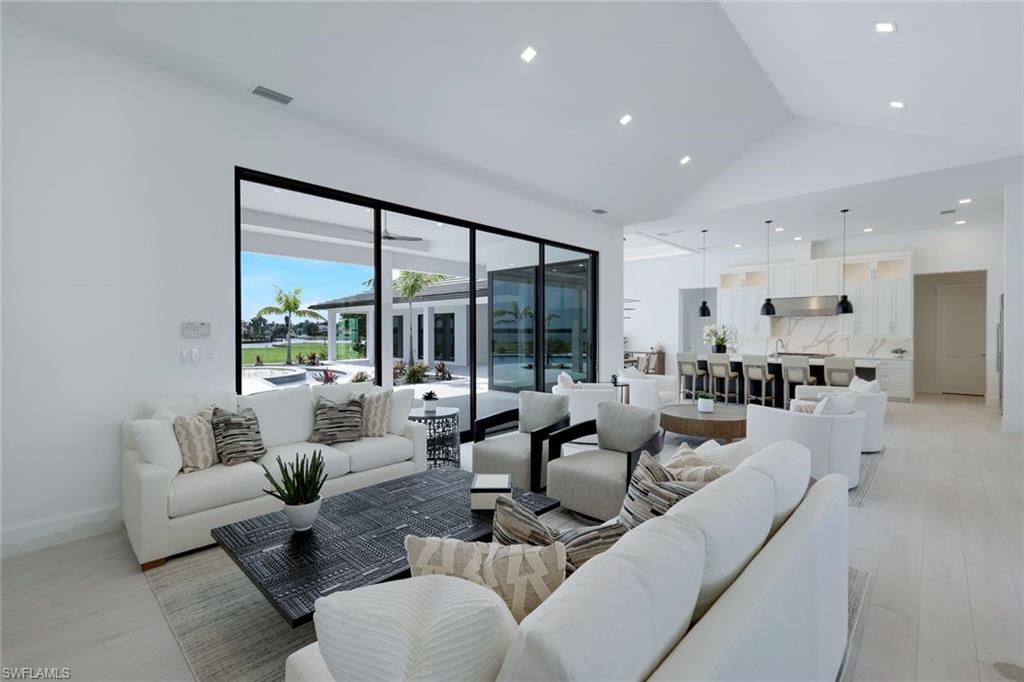 MARCO ISLAND - Residential