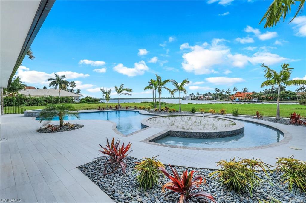 MARCO ISLAND - Residential