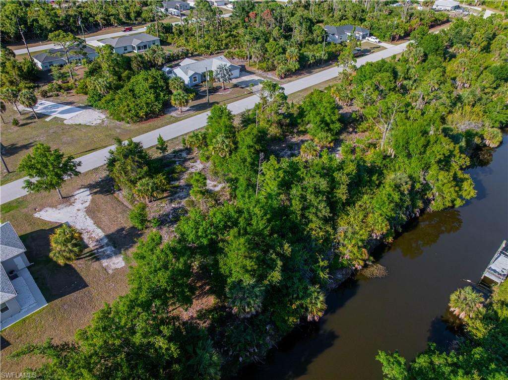 PORT CHARLOTTE - Land
