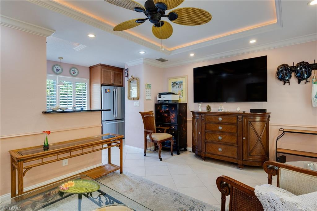 GARDEN MANOR - Residential Lease