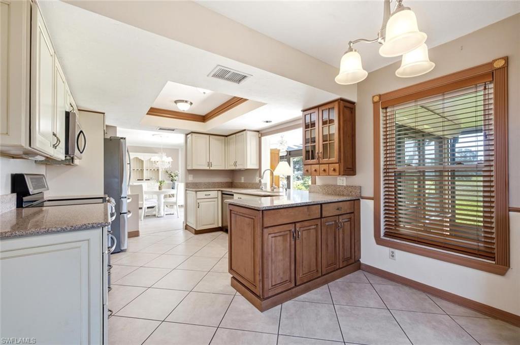 RIVIERA GOLF ESTATES - Residential