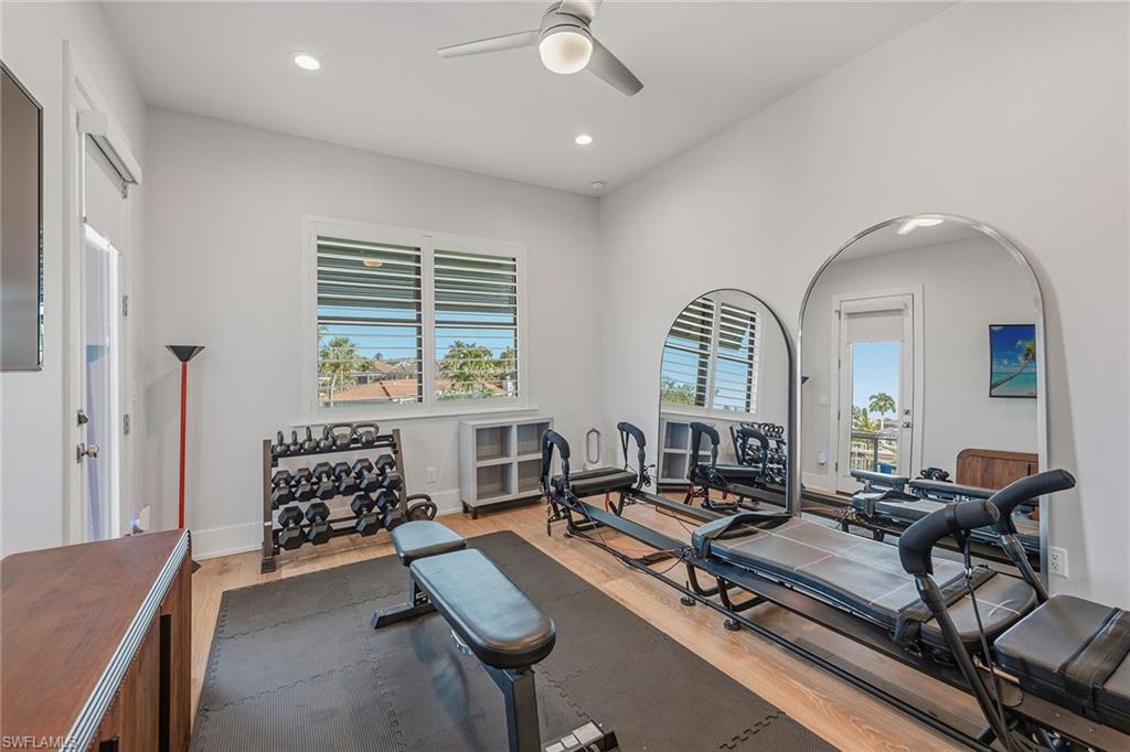 MARCO ISLAND - Residential