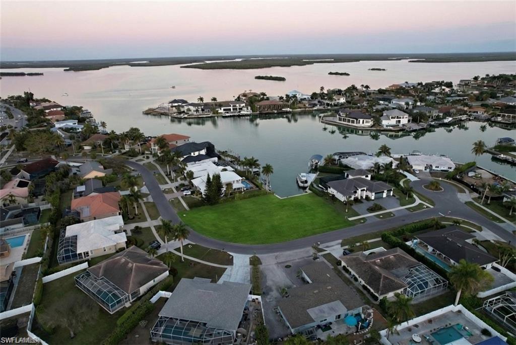 MARCO ISLAND - Land
