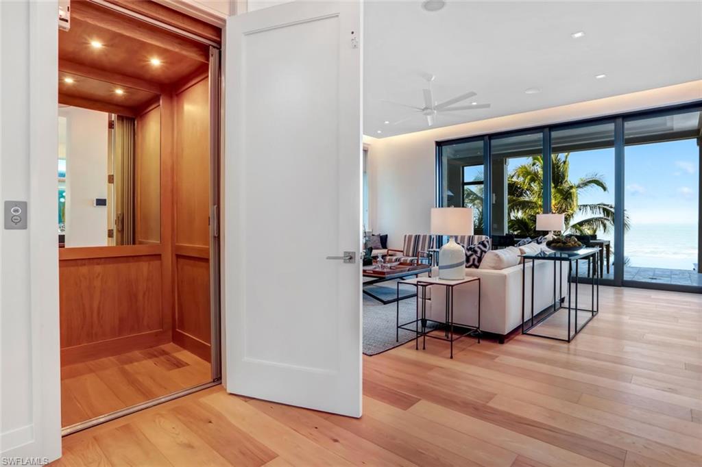 BONITA BEACH - Residential