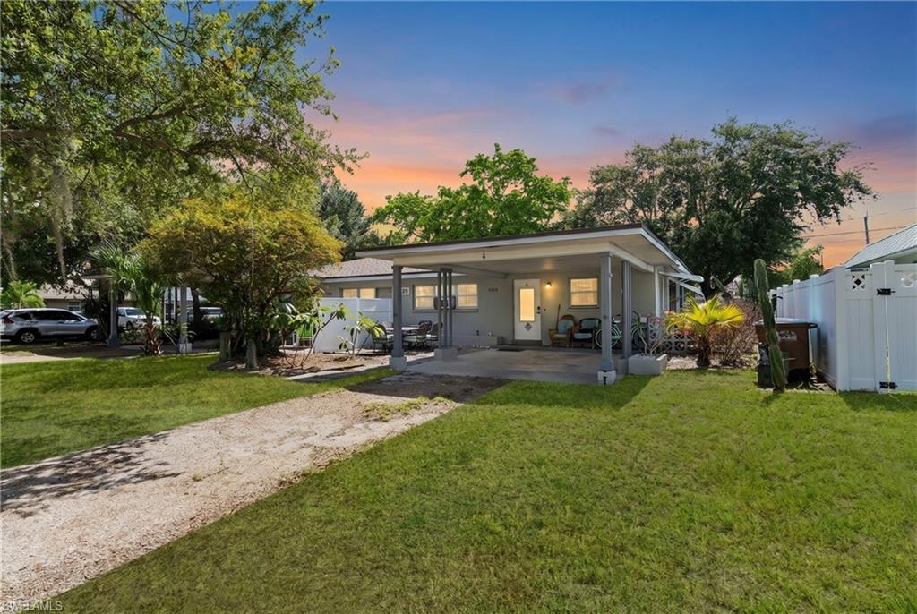 CAPE CORAL - Residential Lease