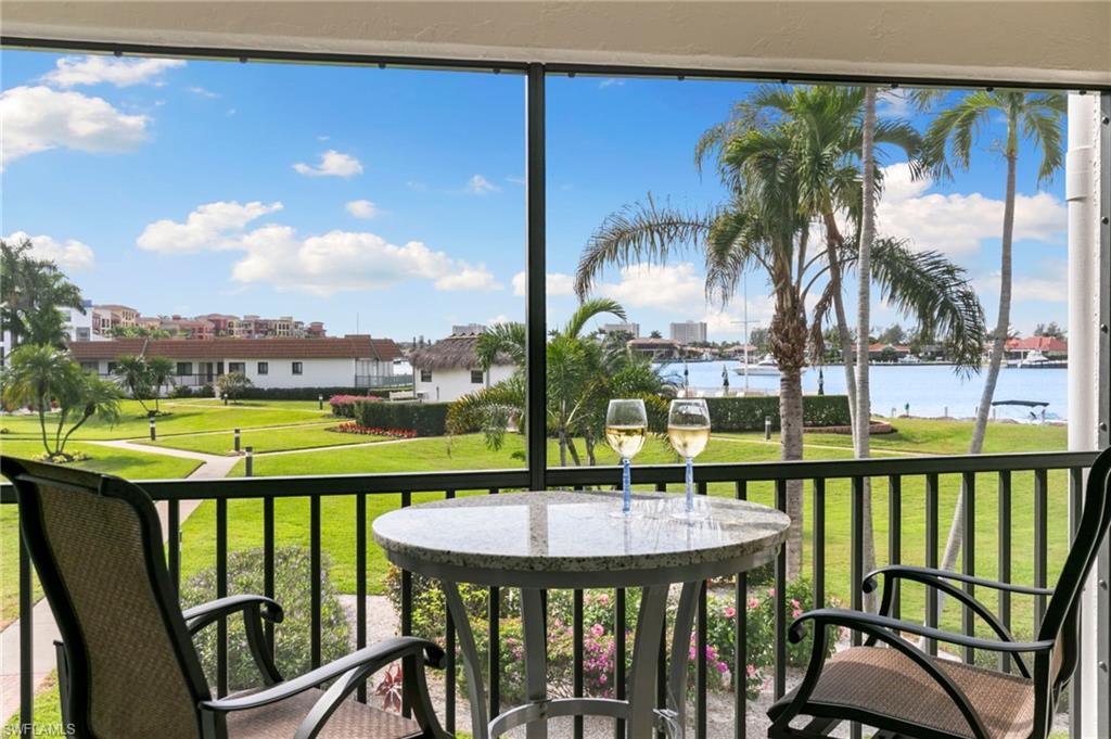 SMOKEHOUSE HARBOUR - Residential