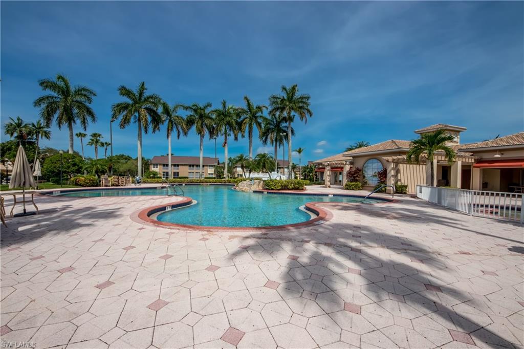 WILLOWBROOK - Residential