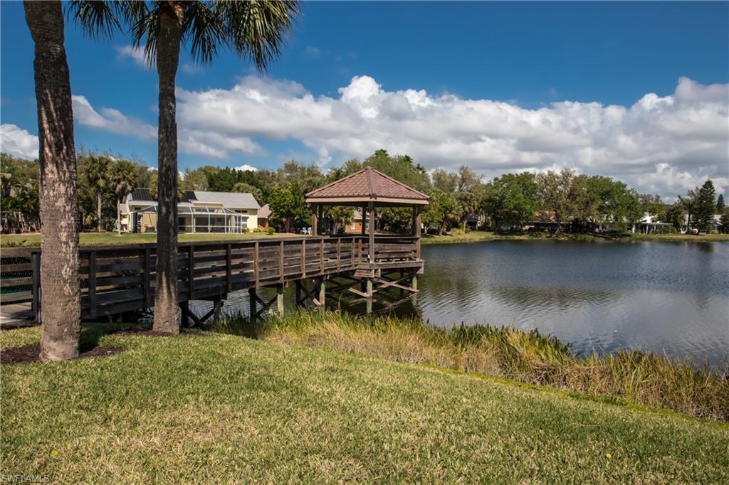 WILLOWBROOK - Residential