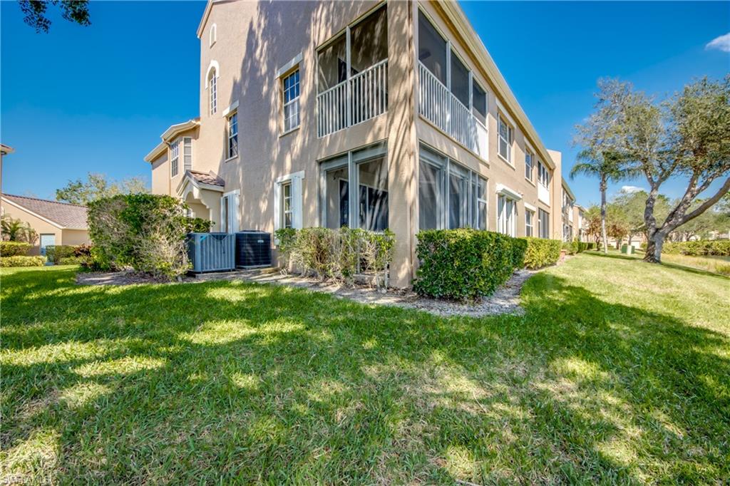 WILLOWBROOK - Residential