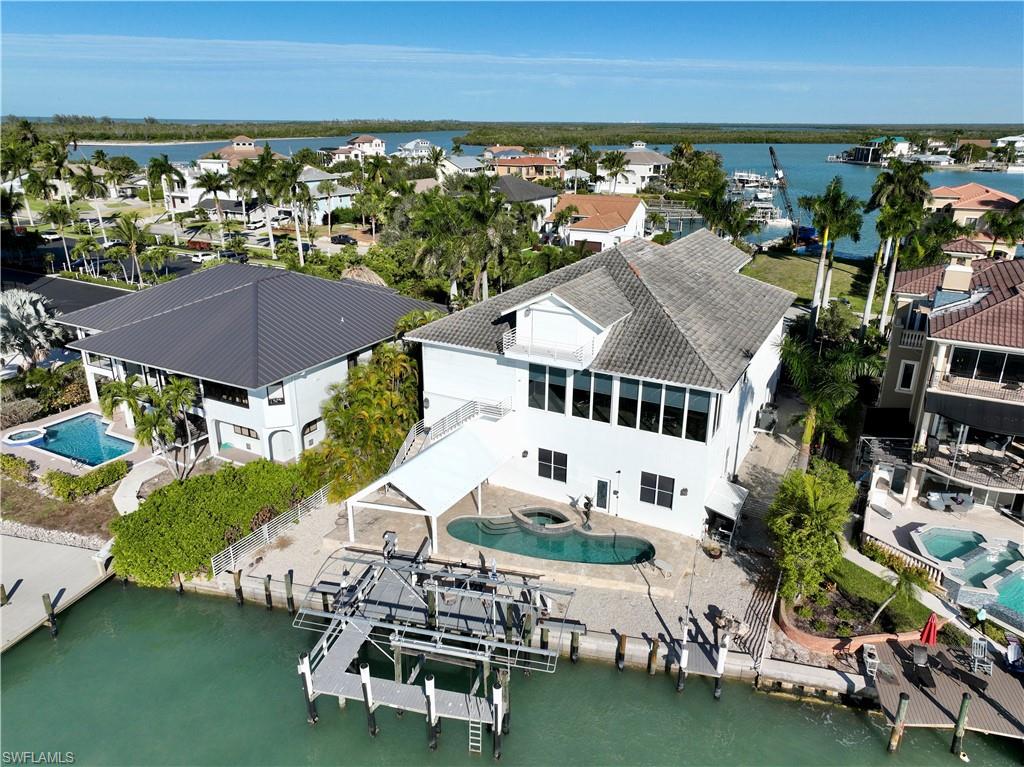 ISLES OF CAPRI - Residential