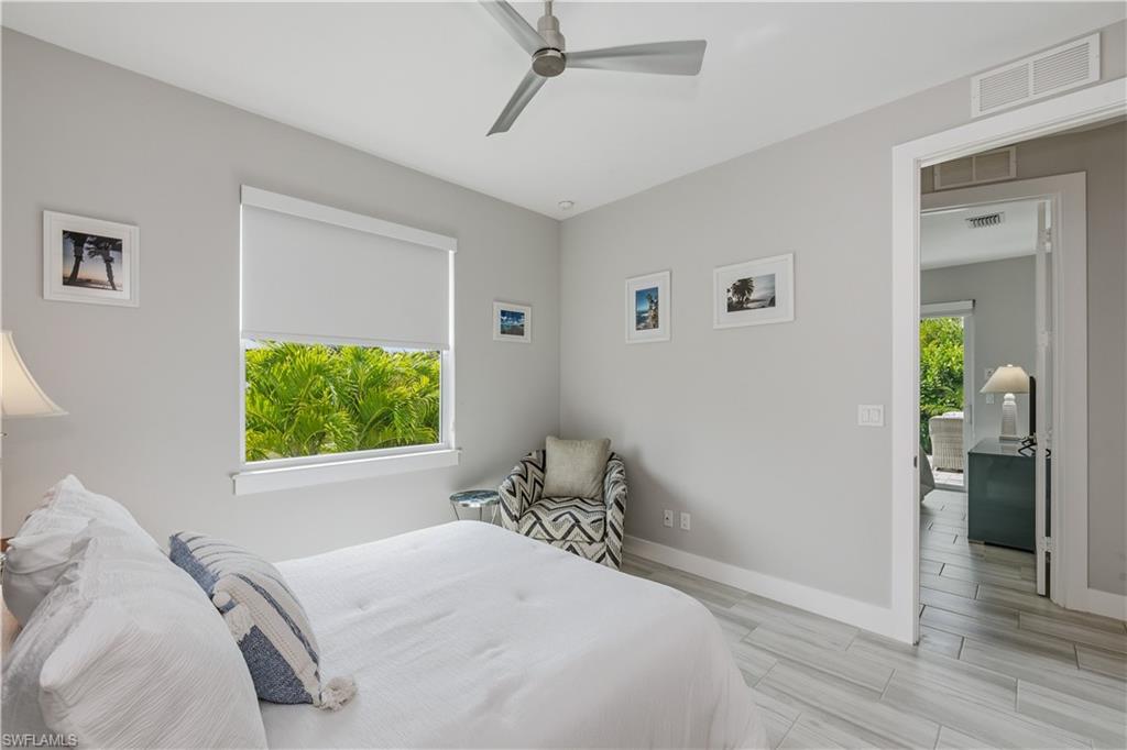 MARCO BEACH - Residential