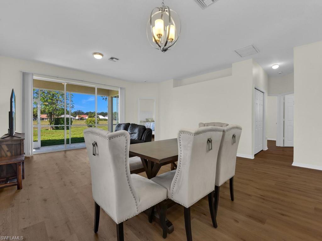 SILVERLAKES - Residential