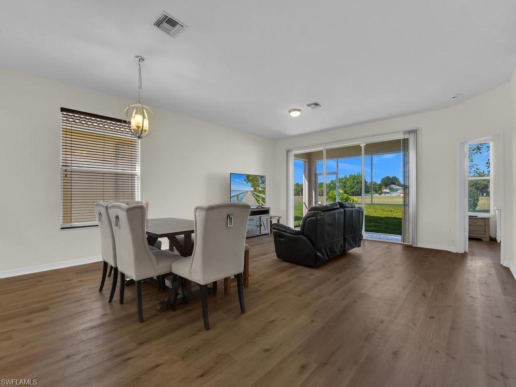 SILVERLAKES - Residential